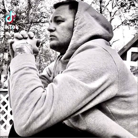 Meet your Posher, Dustin - Picture 1 of 1